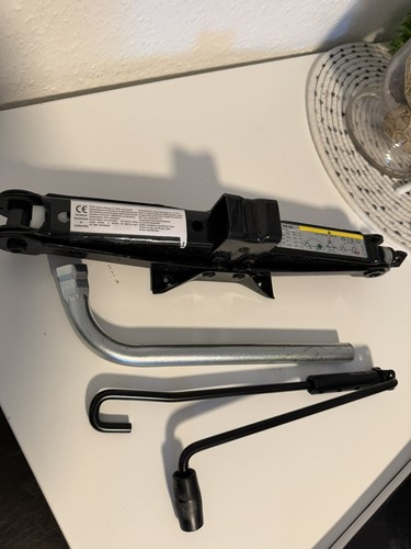 Bordwerkzeug wagenheber - wagenheber, vw
